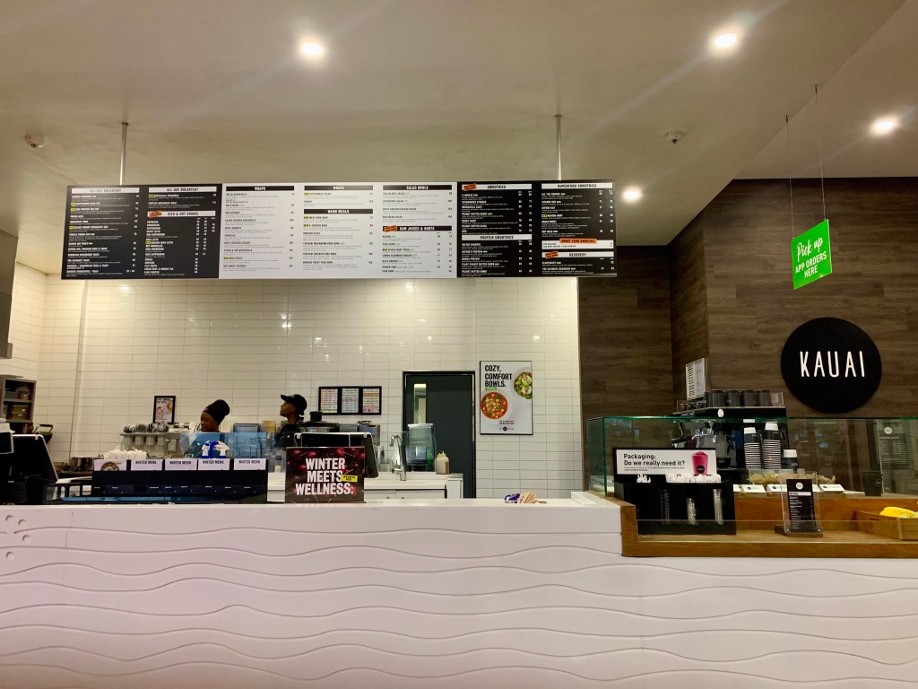 KAUAU Waterfall Corner