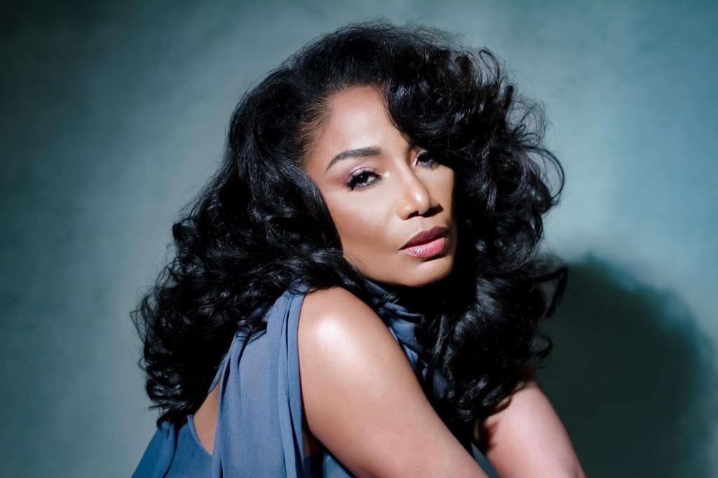 ICONIC GLOBAL Presents Advocacy Concert Against GBVF Featuring Karyn White in&nbsp;Durban